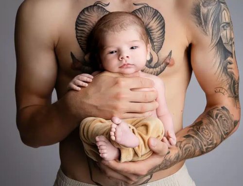 La tendresse des moments de peau à peau en photo