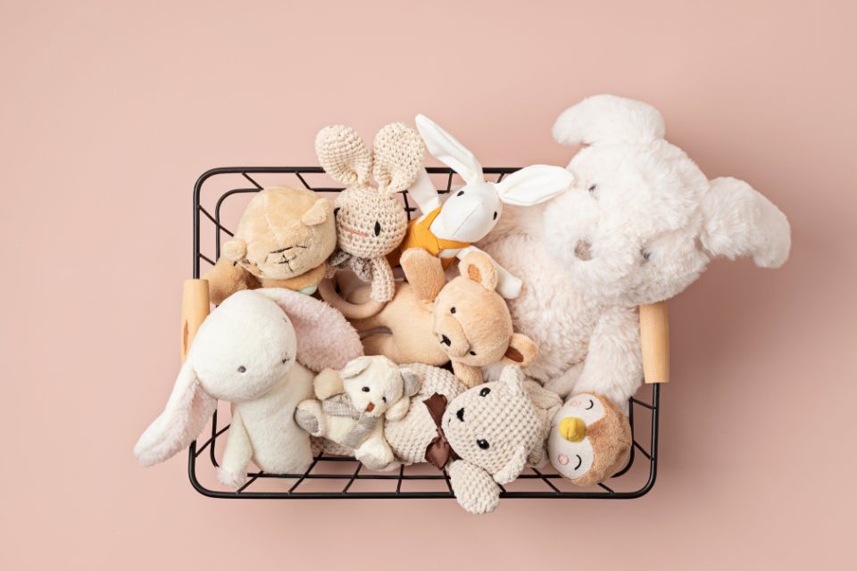 Comment une simple peluche aide à apaiser les peurs nocturnes ?
